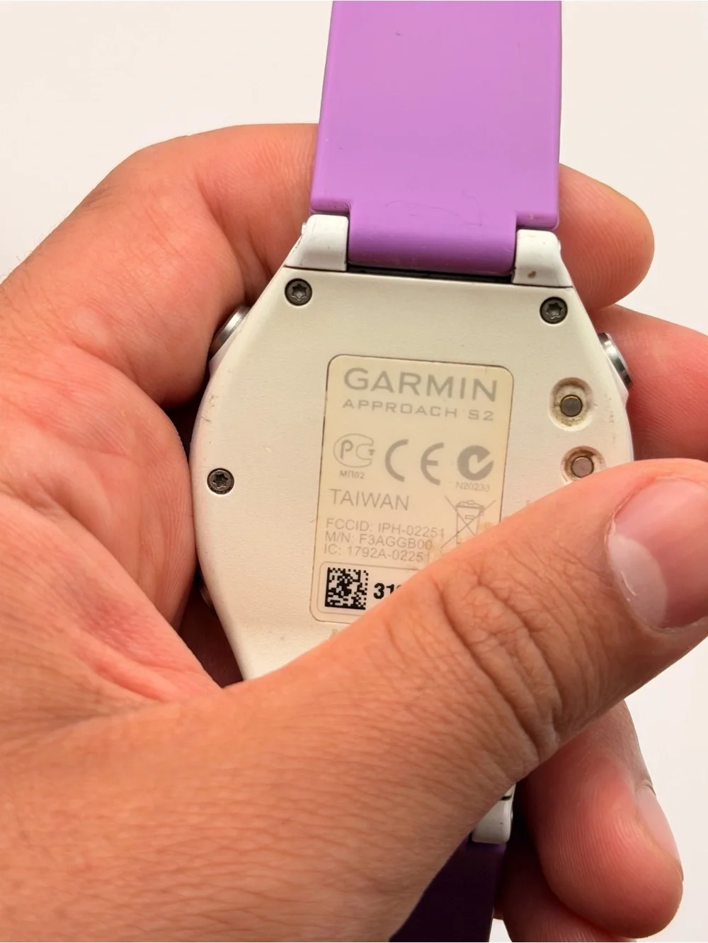Garmin Approach S2, Golf Smartwatch, Charger Included, Tested, Rare White Color